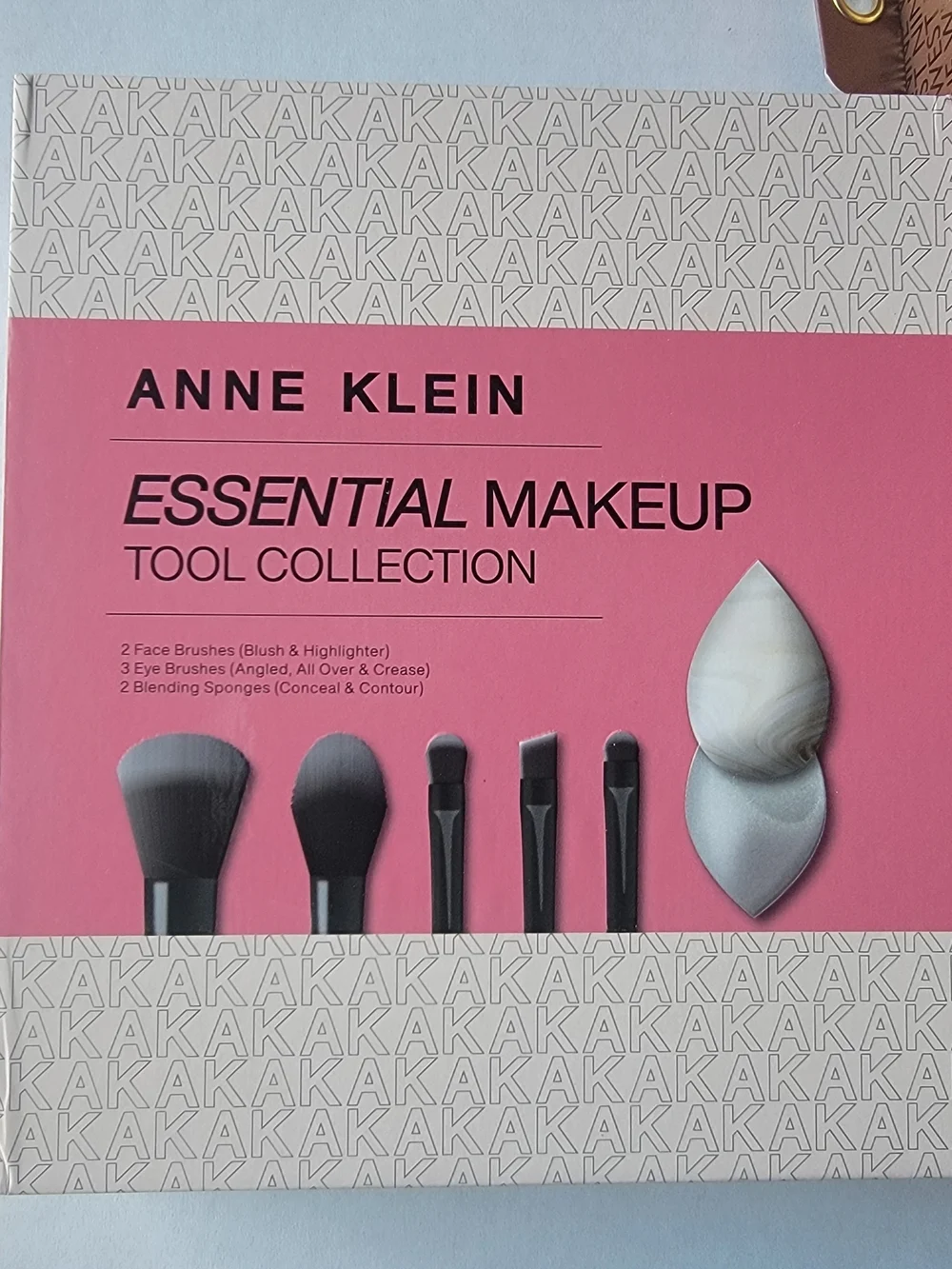 Anne Klein Pink Essential Makeup Brush & Sponge Set